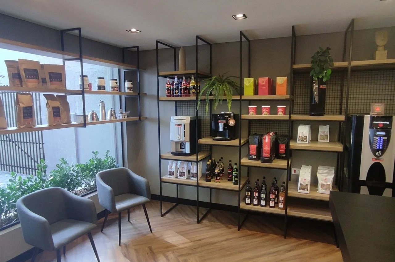 Vitrine Produtos CWB