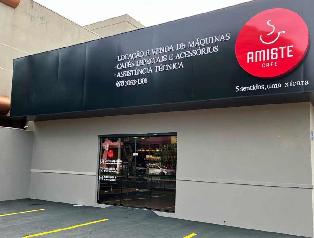 Franquia de café: conheça o modelo B2B da Amiste